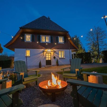 Exklusives Ferienhaus Am Waldrand Mit Whirlpool Und Sauna Villa Schonach im Schwarzwald Eksteriør bilde