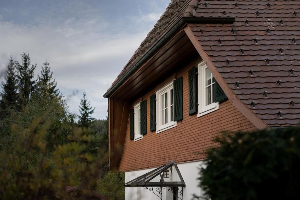 Exklusives Ferienhaus Am Waldrand Mit Whirlpool Und Sauna Villa Schonach im Schwarzwald Eksteriør bilde