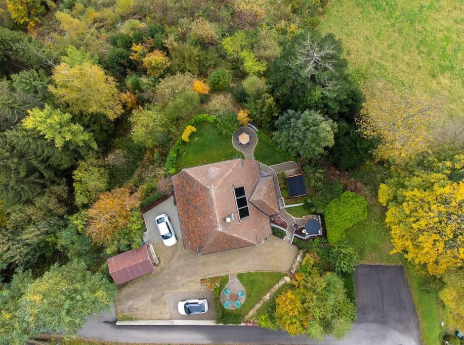 Exklusives Ferienhaus Am Waldrand Mit Whirlpool Und Sauna Villa Schonach im Schwarzwald Eksteriør bilde